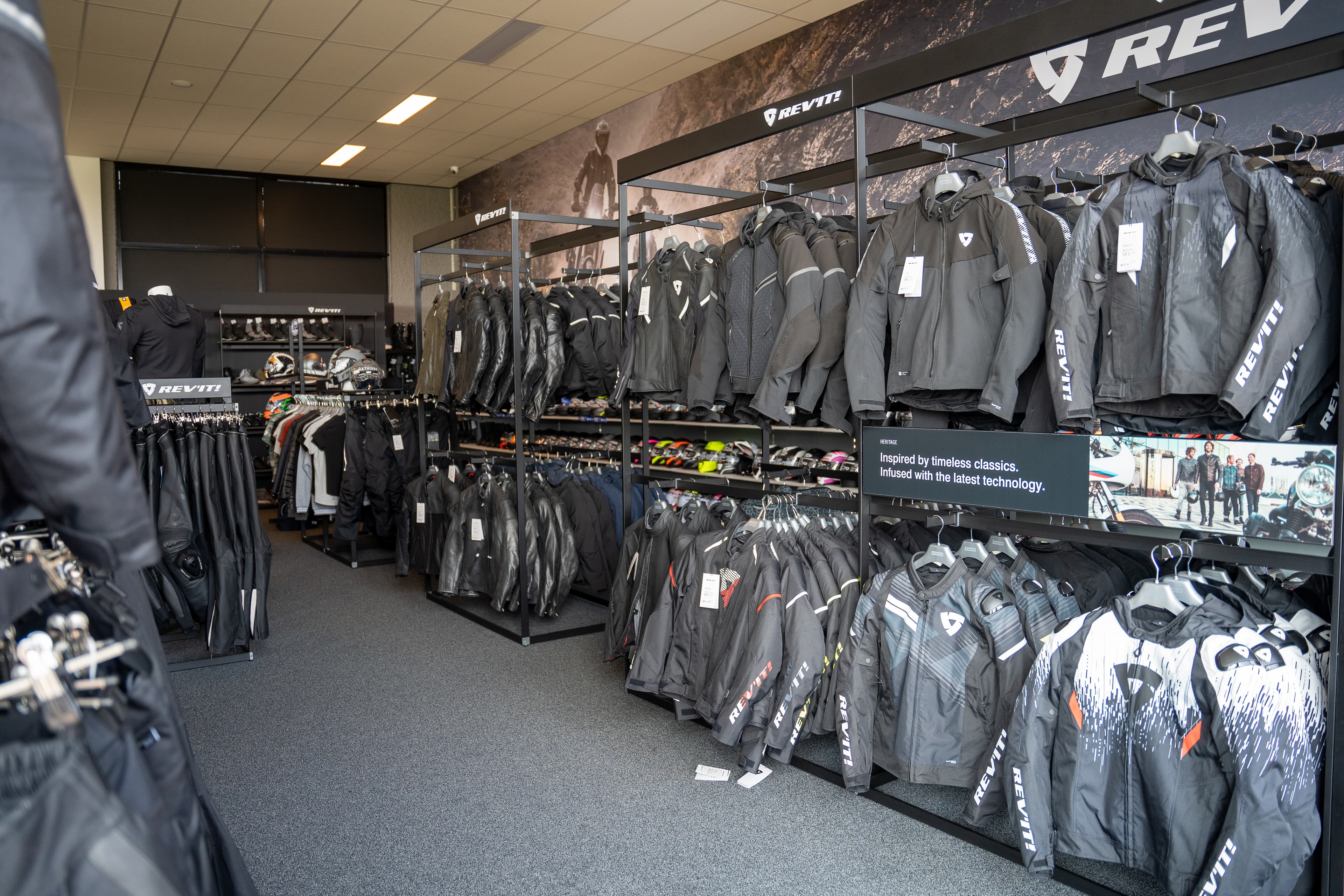 REV'IT! motorkledingshop bij Vos Oss Motoren in Oss
